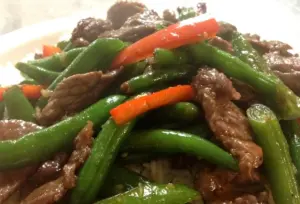Beef stir-fried with green beans and red bell pepper at Thai House Restaurant